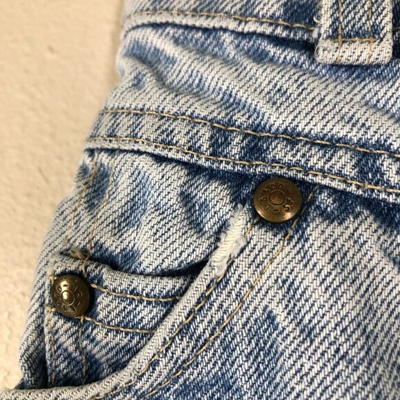 Vintage Levi’s Toddler Denim Skirt Western Little Girls Size 2 or 2T - Picture 2 of 8